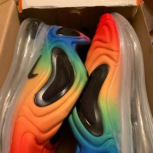 Nike Air Max 720 BETRUE Sz 11